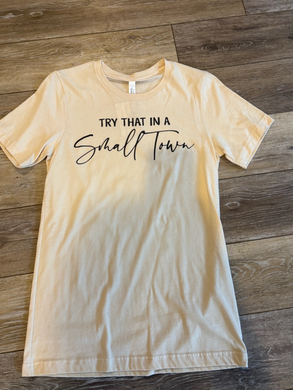 Try That In A Small Town Graphic women’s Tee - Cream
